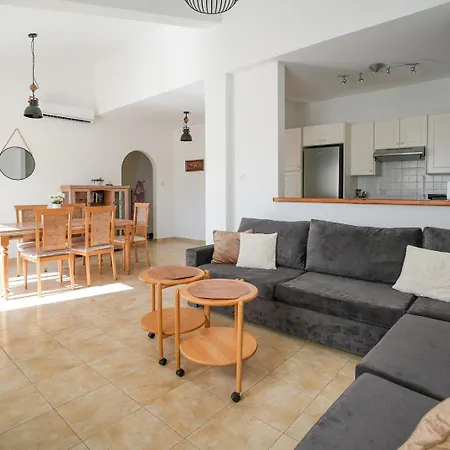 Appartement Resitour - Regina Gardens *