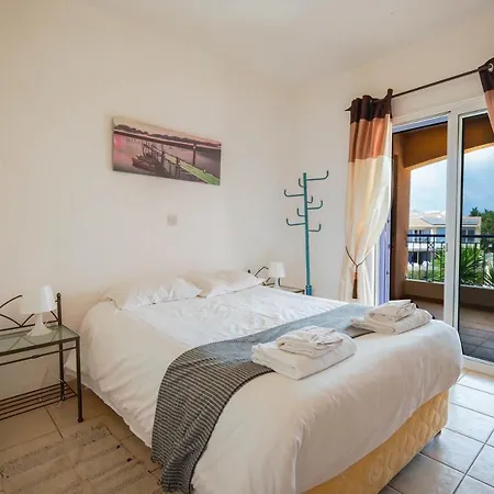 Resitour - Regina Gardens