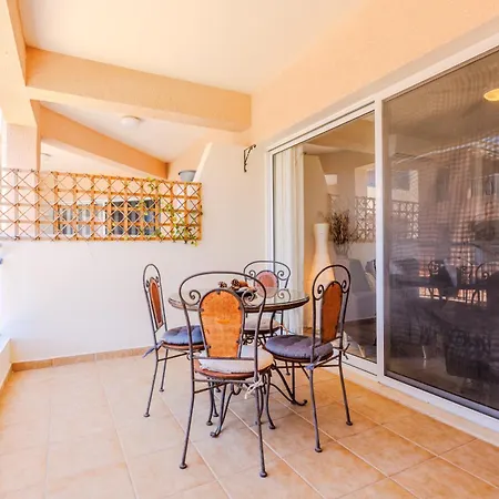 Appartement Resitour - Regina Gardens