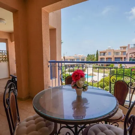 Resitour - Regina Gardens