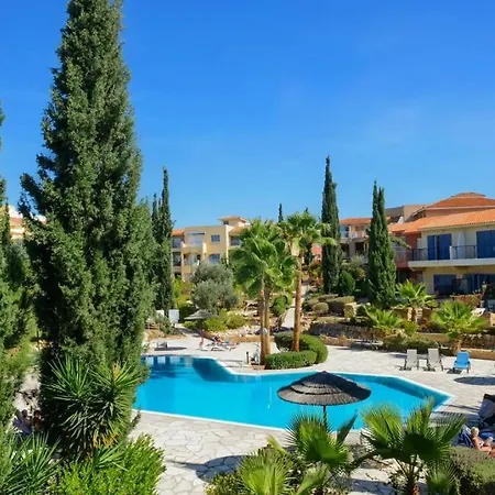 Resitour - Regina Gardens *