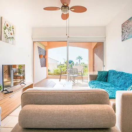 Appartement Resitour - Regina Gardens Paphos